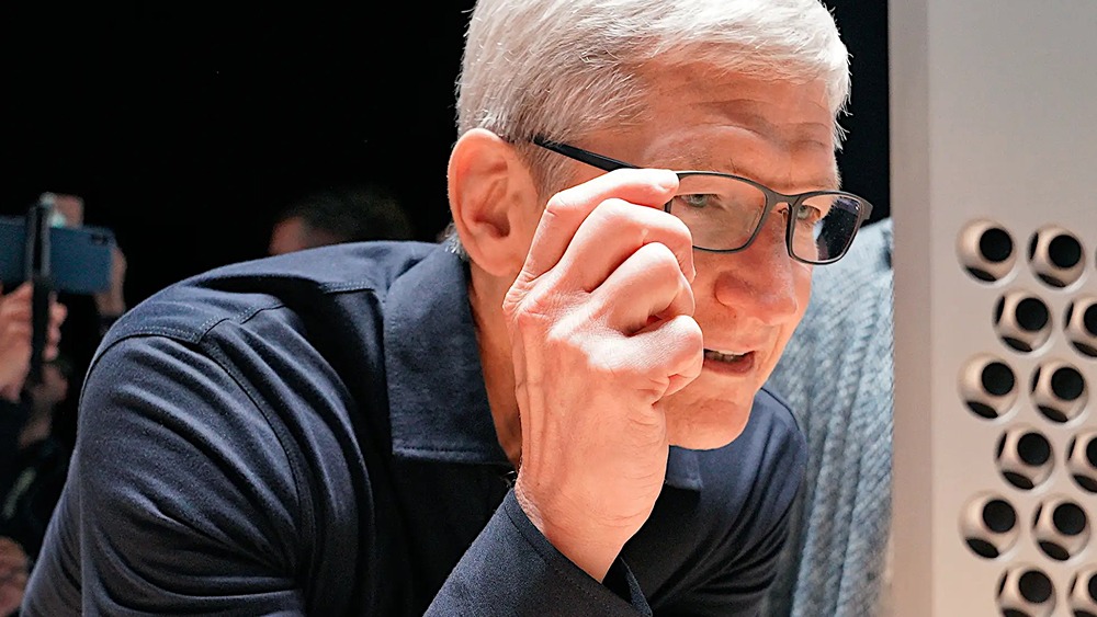 За $2 млрд Apple купила технологию управления очками мимикой лица