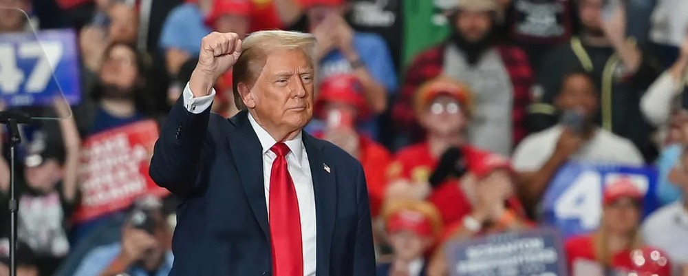 Трамп накопил беспрецедентный финансовый резерв в $483 млн, чтобы предотвратить потерю республиканского контроля над Конгрессом на ноябрьских выборах