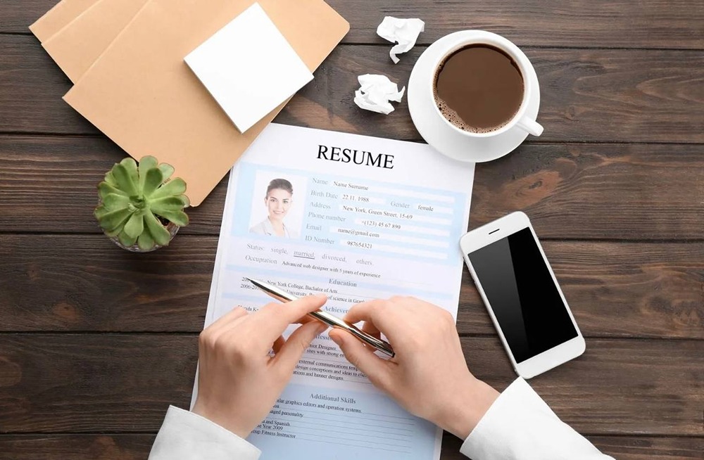 Как ИИ отсеивает резюме: почему ключевые слова стали решающими для прохождения к HR?