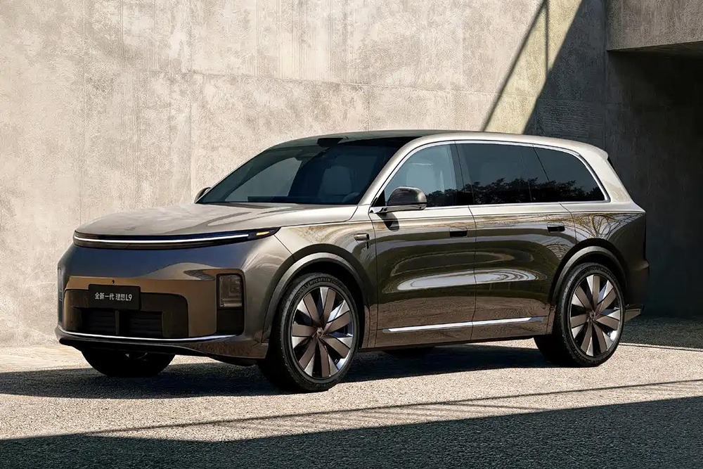 Почему новый L9 Livis называют китайским Майбахом и как автопилот 3 уровня оправдывает рекордную цену Li Auto L9?