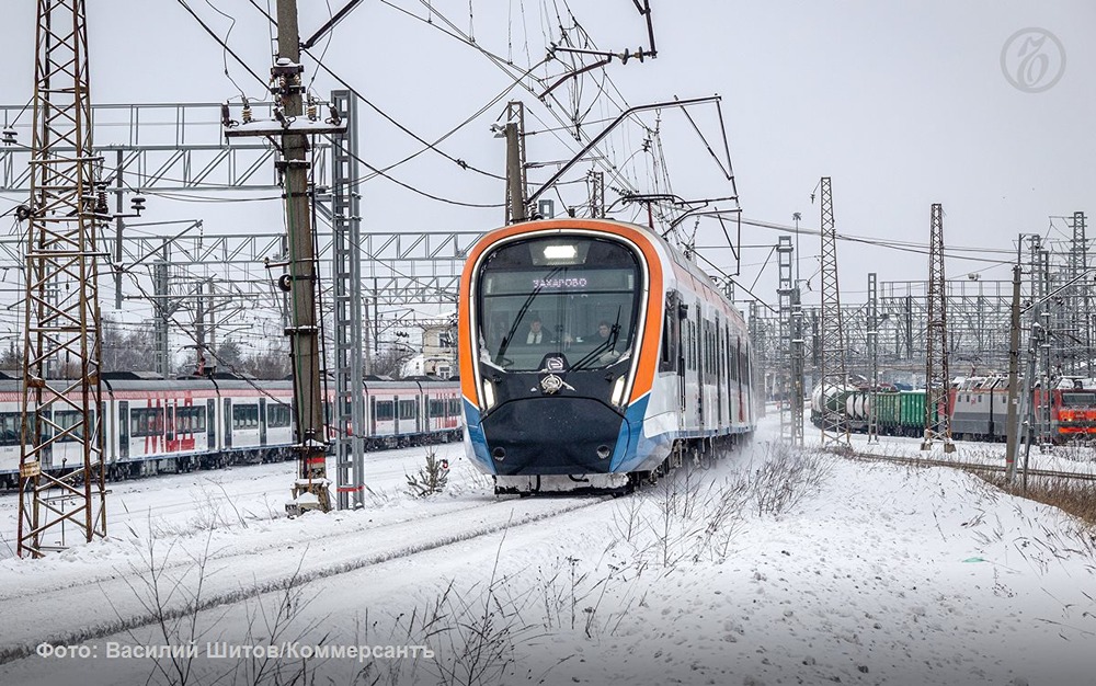 Интервал движения поездов между Москвой и соседними регионами сократится к 2030 году: проект по ускорению движения электричек будет выполнен в два этапа, рассказал мэр Москвы Сергей Собянин