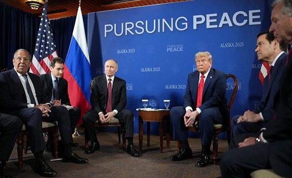 Лавров: США от «дружеского» Анкориджа перешли к санкциям и давлению