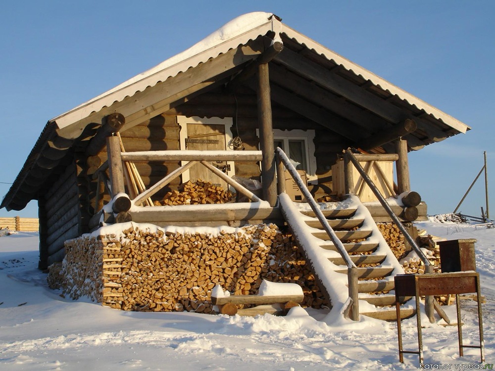 Избинг: новый тренд в российском экотуризме — отдых в традиционных избах