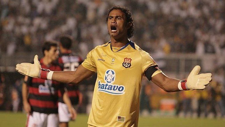 Скандальный вратарь Бруно Фернандес возвращается в футбол: дебют за «Васко да Гама»