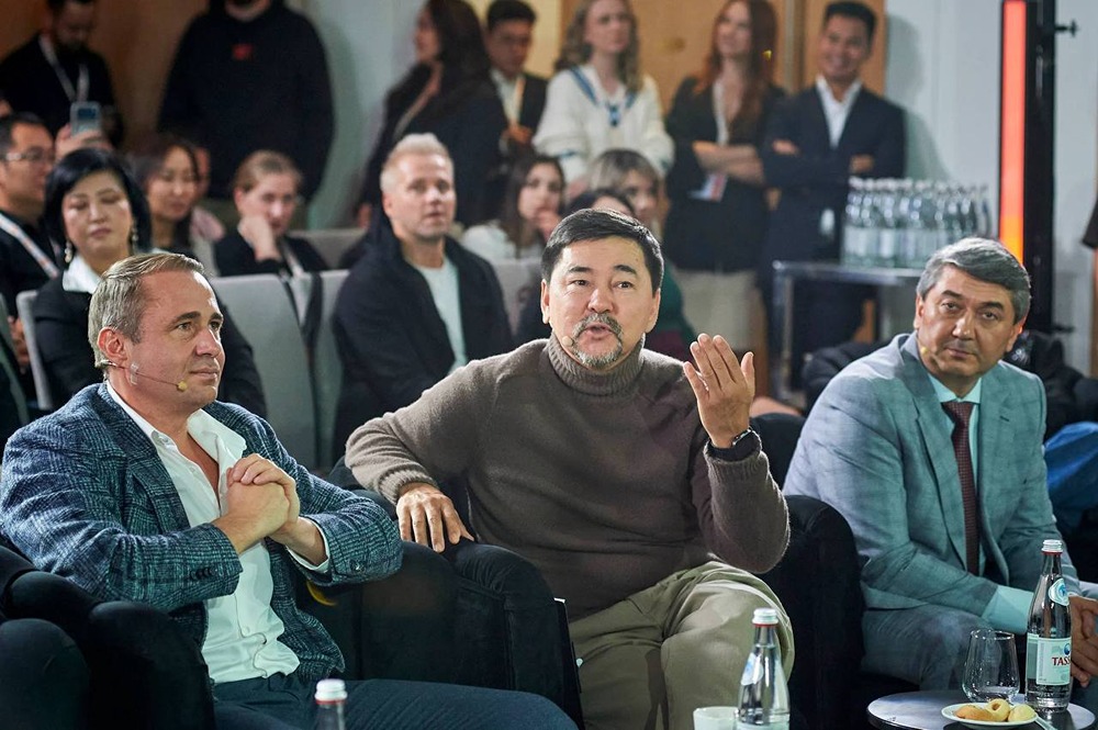 Unicorn Arena от Оскара Хартмана: как проходят публичные презентации стартапов за миллионы