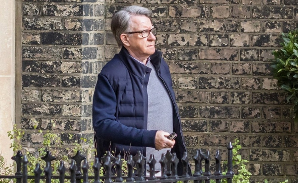 Бывший посол Британии в США арестован: что известно о деле Мандельсона?