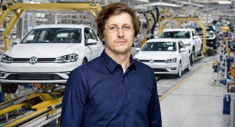 Почему BMW, Mercedes и Volkswagen могут не дожить до 2030 года: правда ли, что натиск китайских электромобилей, трансформация автопрома и давление регуляторов приведут к поглощению немецких концернов?