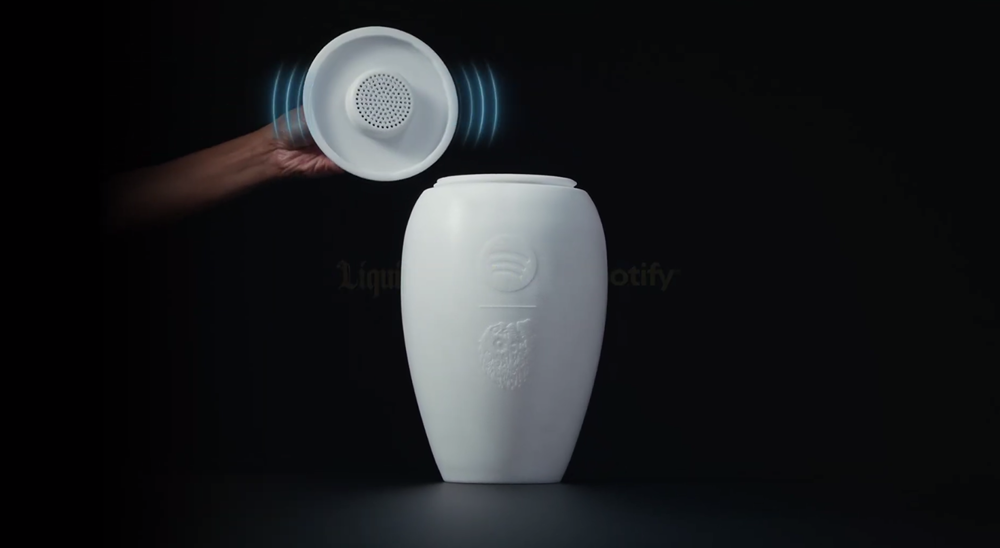 Урна с музыкой: как Liquid Death и Spotify придумали необычный цифровой мемориал