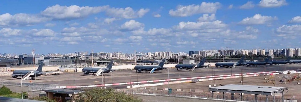 В аэропорт Бен-Гурион в Тель-Авиве прибыли 14 американских самолетов-заправщиков, которые производят дозаправку в воздухе