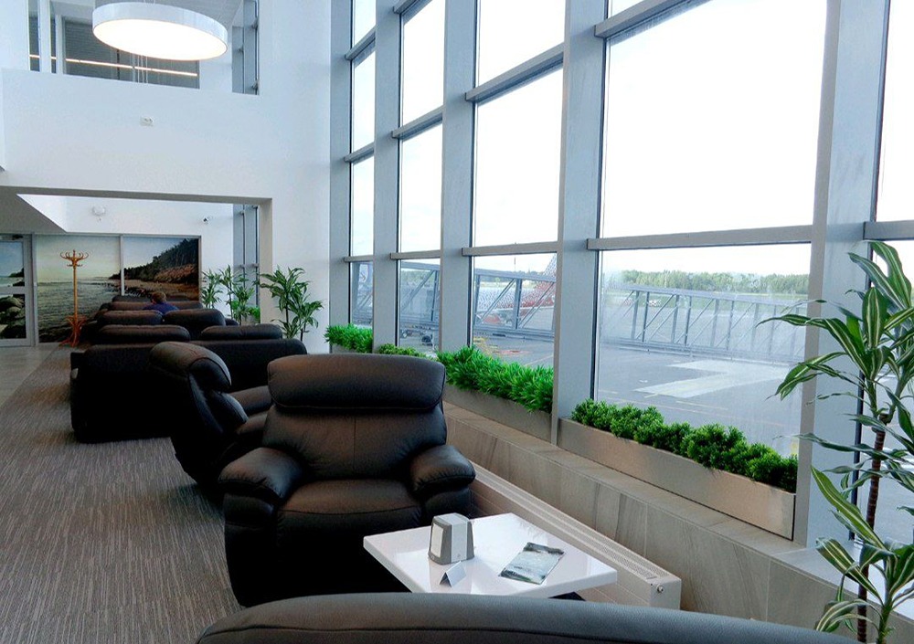 Три банка, где акции дают доступ к премиум-сервису