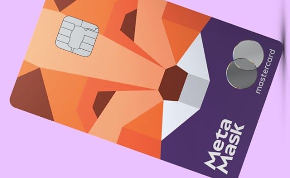 MetaMask в партнерстве с Mastercard выпустил крипто-карту с кэшбеком 3% в USDC