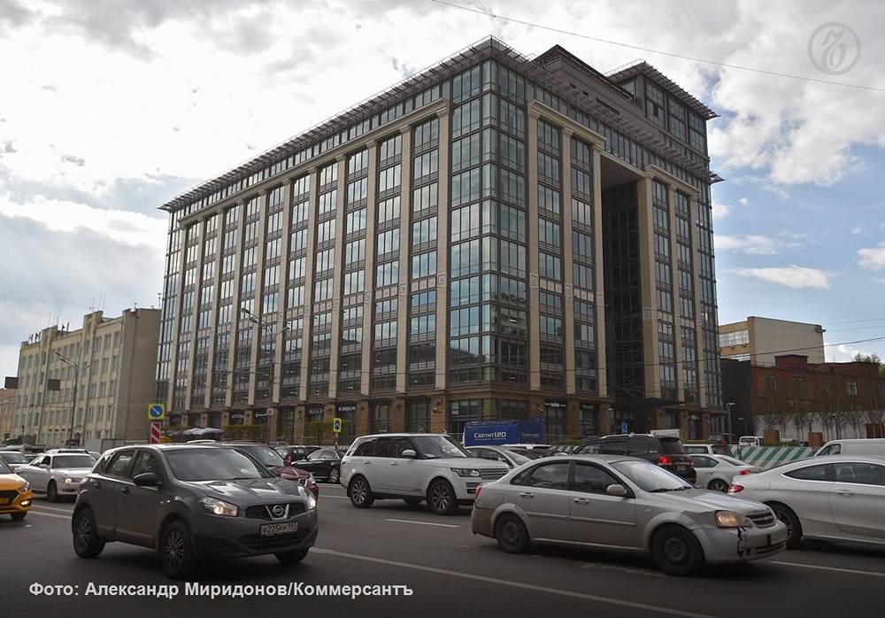 Токсичный актив или выгодная сделка: Сбербанк изучает покупку O1 Properties