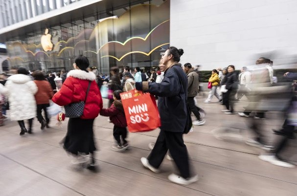 Си Цзиньпин рассчитывает на потребителей как на фактор, способный возглавить новую эру в несбалансированной экономике Китая