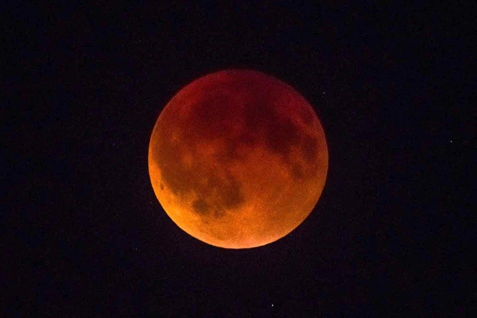 Полное лунное затмение 3 марта: где и когда наблюдать