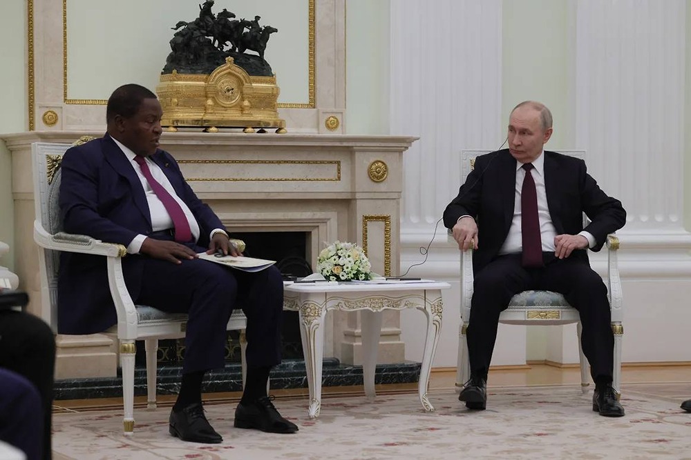 Какие вопросы обсудили Путин и президент ЦАР на встрече в Кремле?