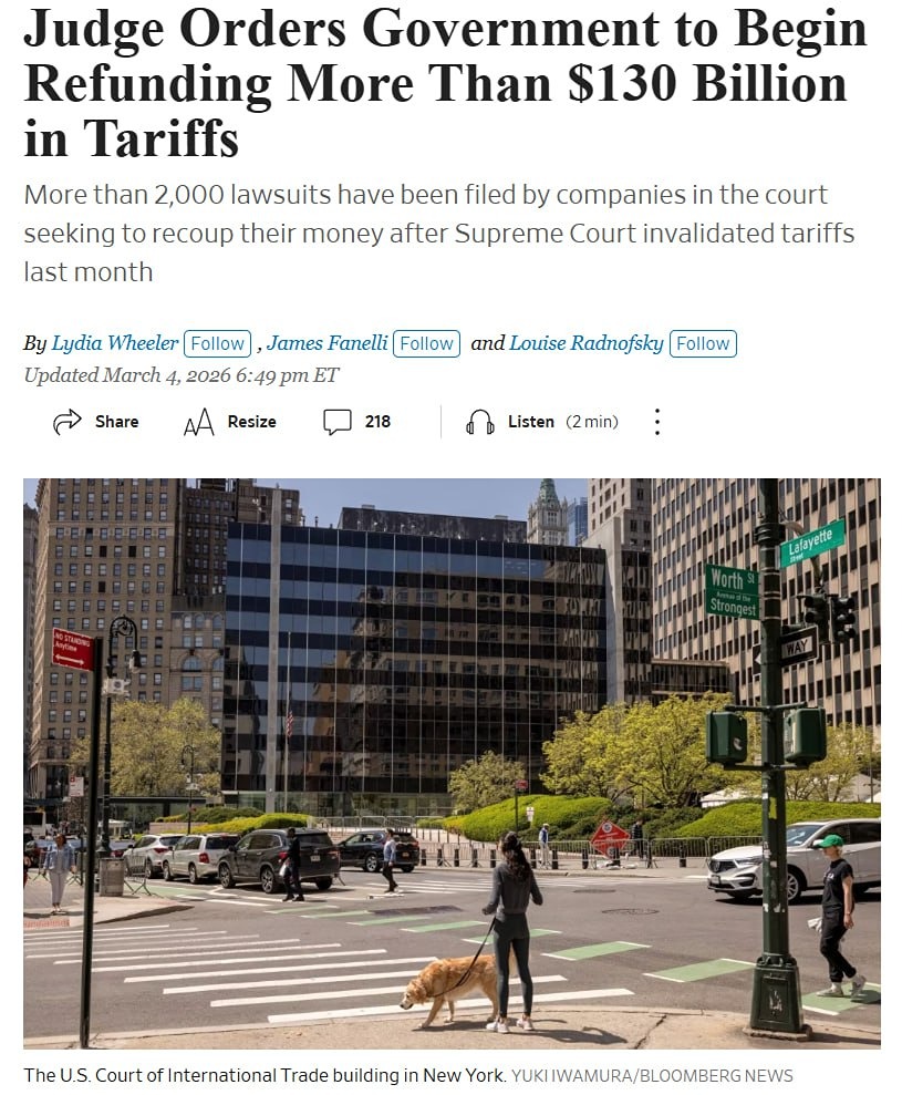 Федеральный суд США в среду обязал администрацию Трампа начать возвращать более $130 млрд, полученных от введения глобальных пошлин