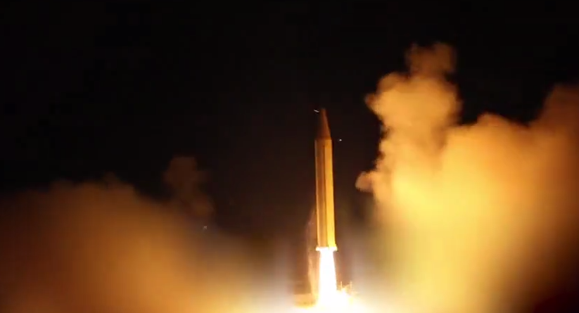 Иранские СМИ сообщили, что рано утром сегодня в сторону израильской территории была запущена тяжелая ракета «Хоррамшахр-4»