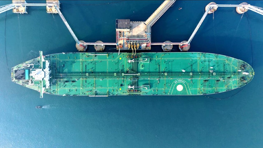 Ставки фрахта крупнотоннажных танкеров класса VLCC, перевозящих нефть с Ближнего Востока в Китай, в начале марта 2026 года выросли почти в два раза на фоне конфликта на Ближнем Востоке