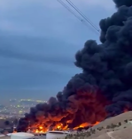 Иран предупреждает о кислотных дождях после ударов по нефтехранилищам