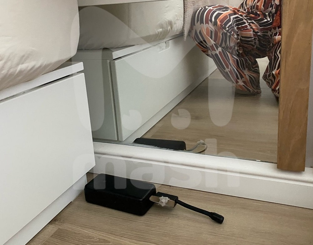 Три прослушки в квартире: как девушка боролась с навязчивым экс-бойфрендом