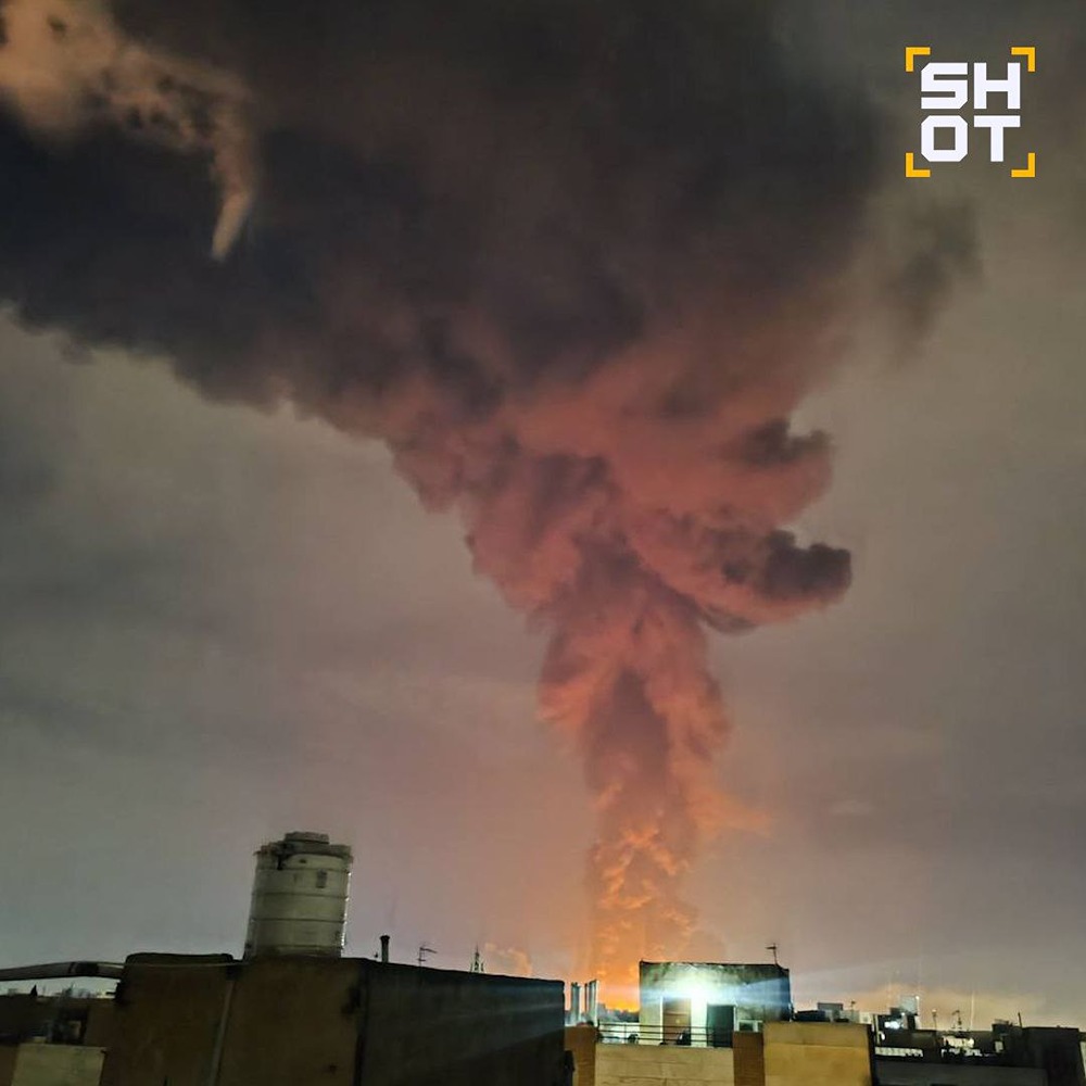 Иран и Израиль продолжают наносить друг другу взаимные удары