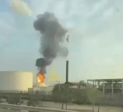 Крупнейший НПЗ Бахрейна охвачен огнем: объявлен форс-мажор