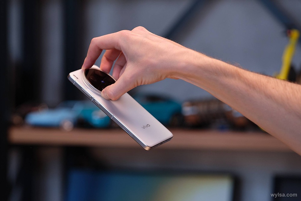 Новая матрица в vivo X300 Ultra: больше света, но меньше удобства