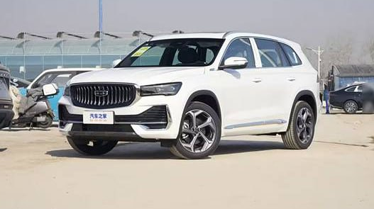 Новый Geely Monjaro продают за 1,4 млн в Китае