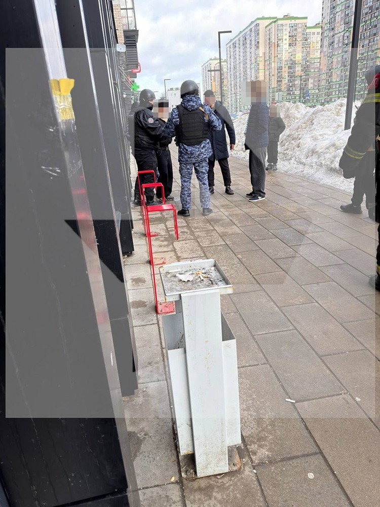 Задержан злоумышленник, который, предположительно, устроил взрыв в отделении банка в подмосковном Путилково