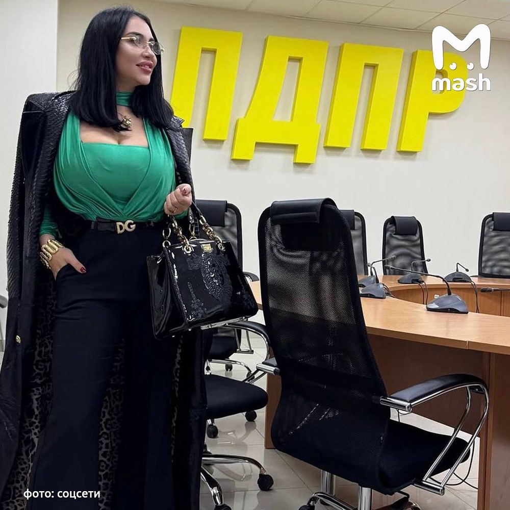 Звезда “Дома-2” избила кожевенного мастера каблуком из-за 400 тысяч рублей