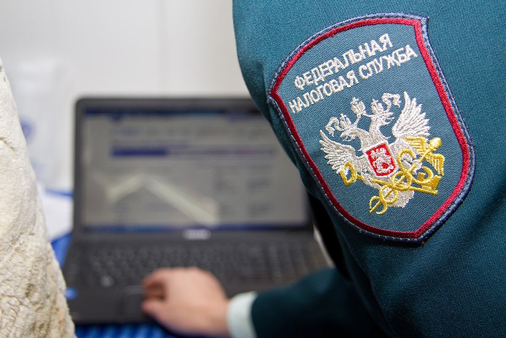 ФНС требует заплатить НДФЛ 35 % с материальной выгоды по автокредитам под 0–0,01 %: правда ли это и как рассчитывается сумма для автовладельцев 2024 года?