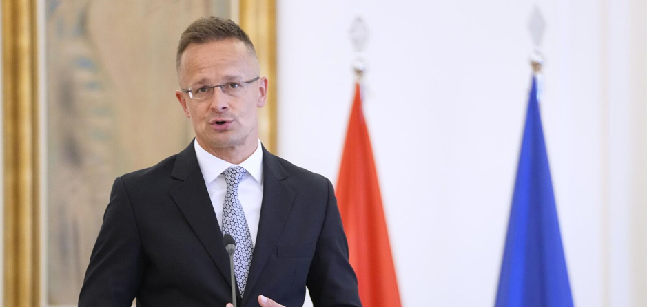 Дипломатический скандал: Венгрия обвиняет Ощадбанк в угрозе безопасности