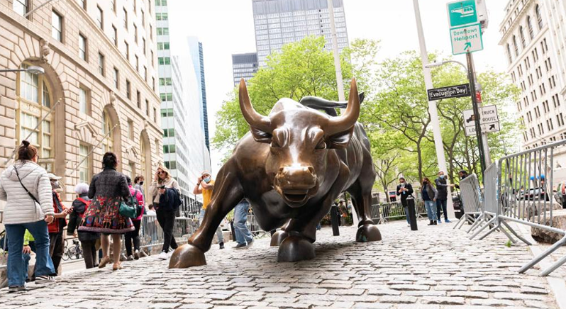 Биткоин на фоне войны: как госдолг США может поднять курс криптовалюты