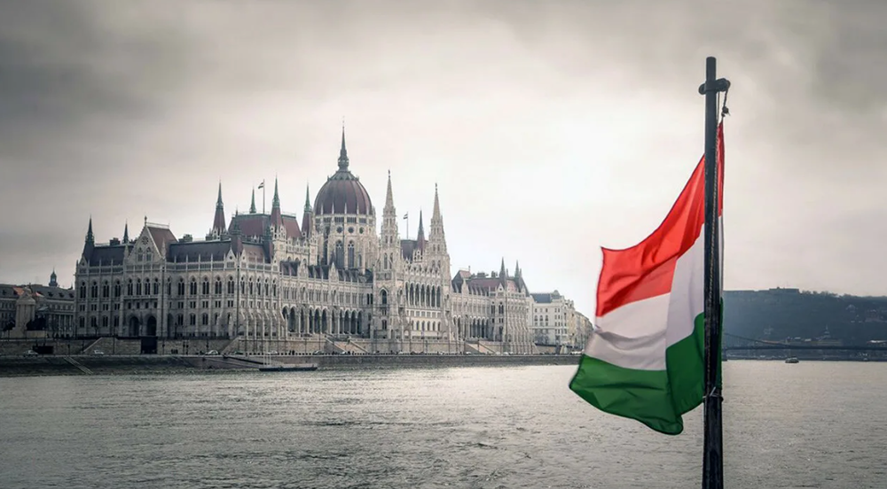 Венгрия вводит запрет на экспорт нефти и топлива: что это значит для европейского рынка