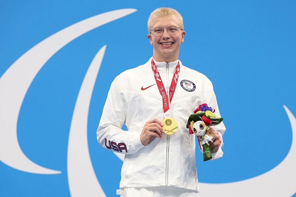 Шокирующий скандал в паралимпийском спорте: пловец наказан за преступление