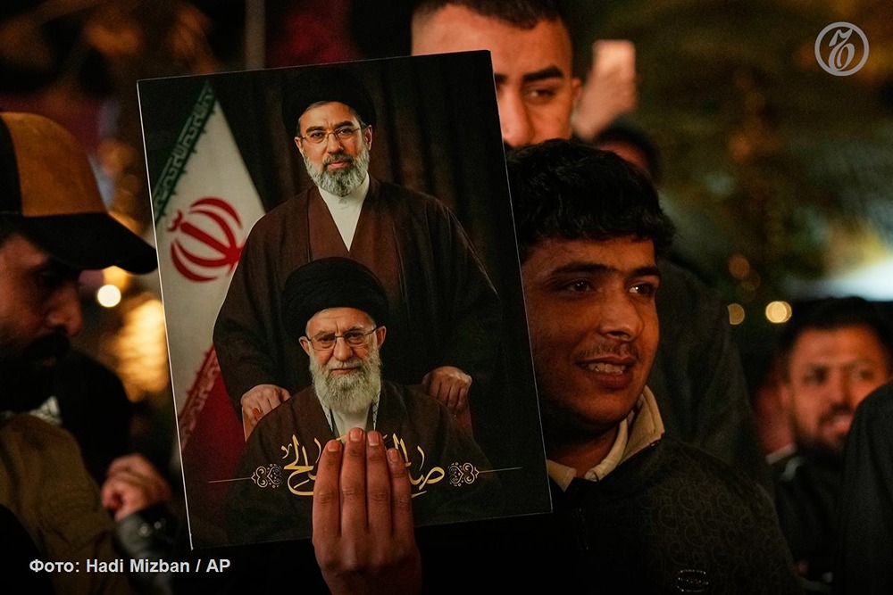 Наследственное правление в Иране: смена эпох или возвращение к традициям