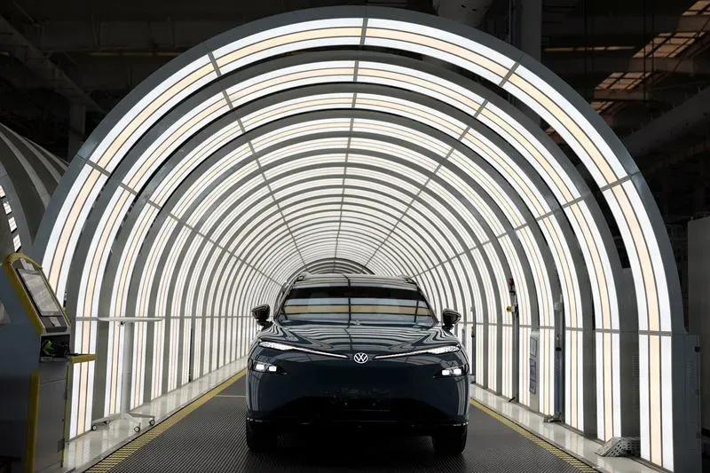 Volkswagen возвращается на китайский рынок: стартовало серийное производство первой модели с использованием технологий Xpeng.