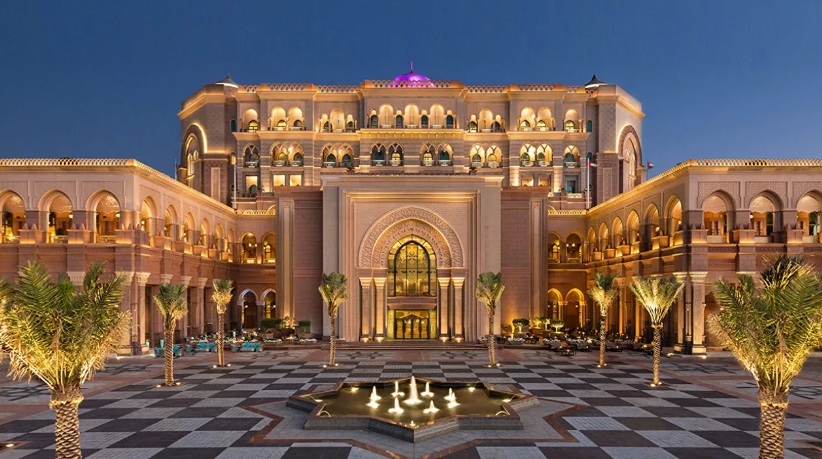 Скидки до 50 % в Дубае: кризис или шанс для туристов?