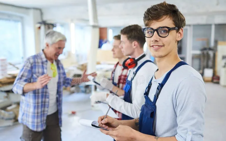 Парадокс России: компетенции молодёжи ниже, чем у старших — в чём причина?