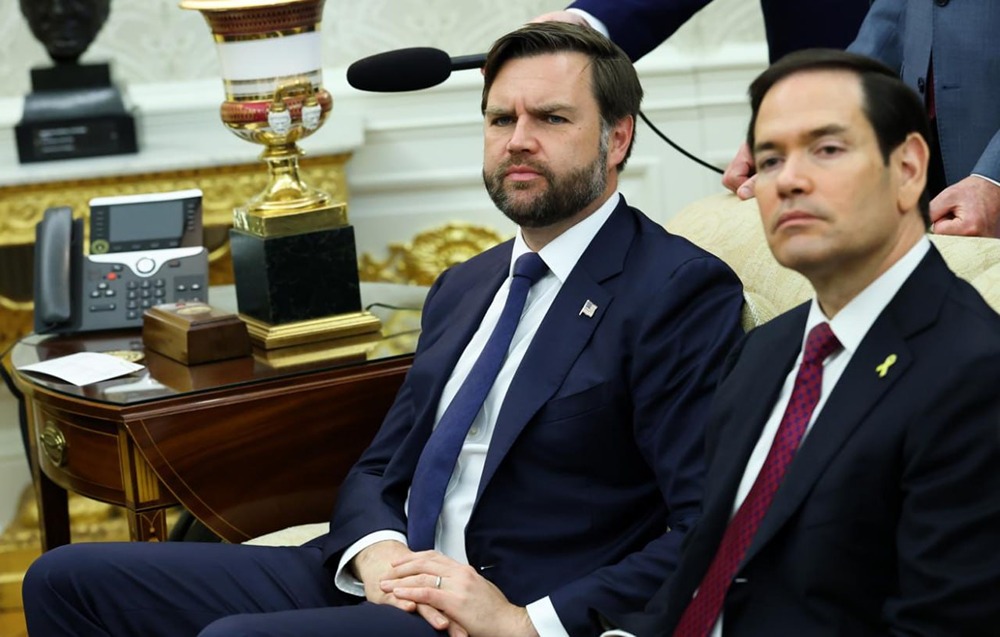 Раскол в команде Трампа: кто победит — Вэнс или Рубио в гонке преемников?