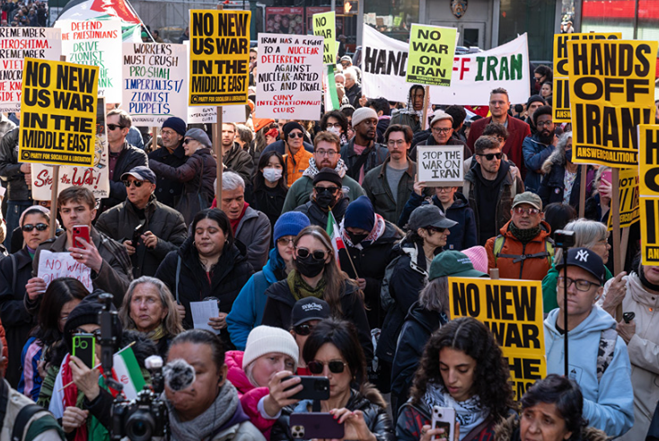 Рейтинг Трампа падает: влияет ли на это война с Ираном? Разбираем данные