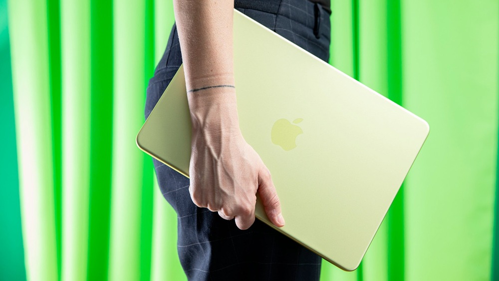 Бюджетный MacBook Neo покорил блогеров: в чём его секрет за 599 $