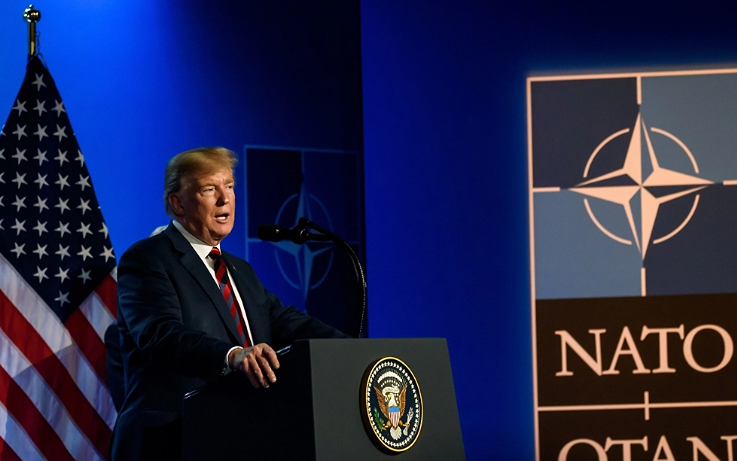 Почему Трамп требует от НАТО помочь разблокировать Ормузский пролив?