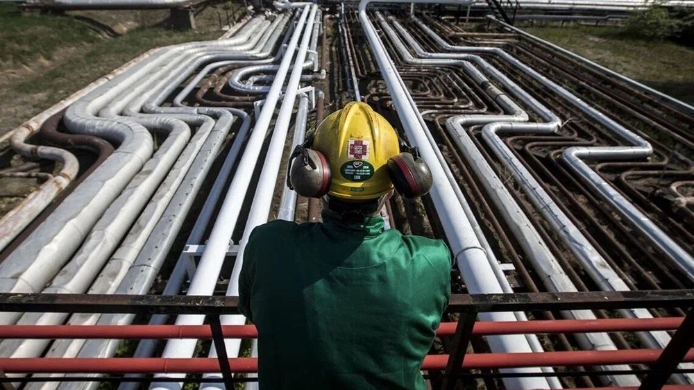 На сколько вырастут поставки нефти из РФ в КНР через Казахстан?