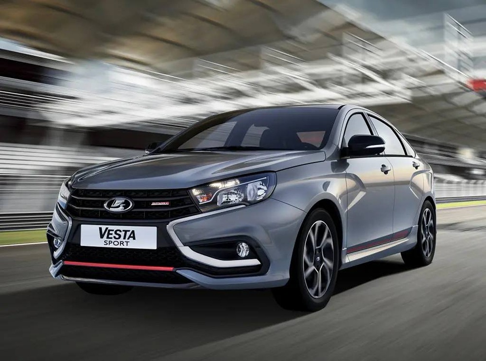 Цены на новую Lada Vesta Sport будут начинаться от 2,3 млн рублей