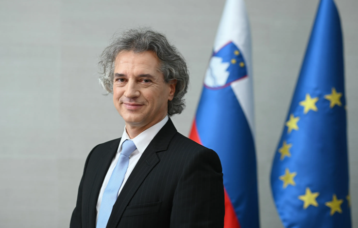 Прослушка и наблюдение: как Black Cube могла повлиять на выборы в Словении?