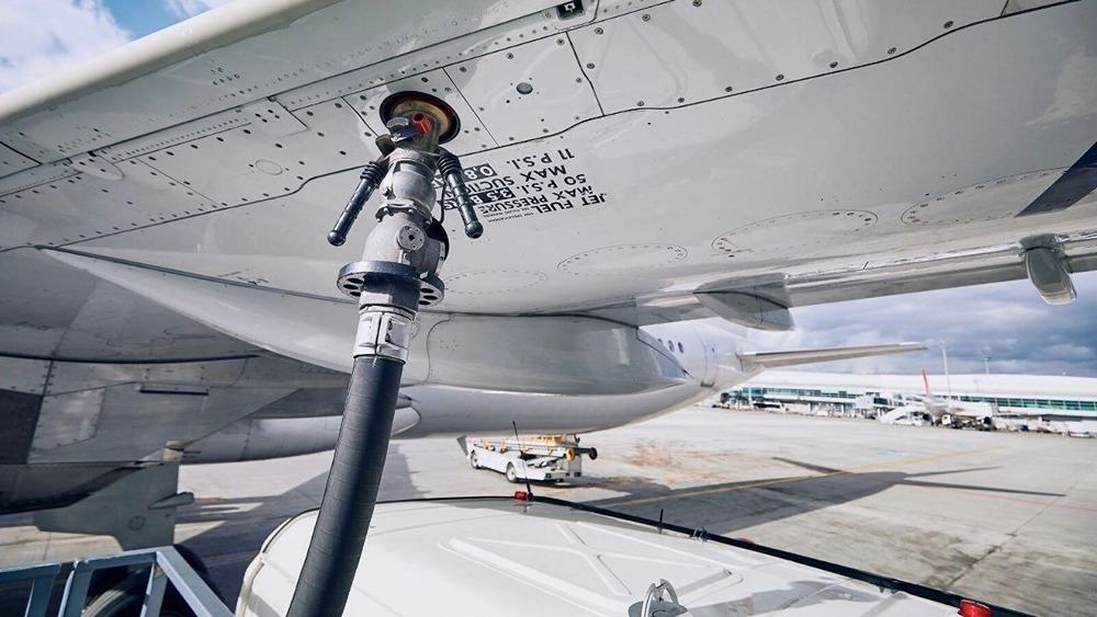 Война в Иране = цены в небе: авиатопливо дорожает на глазах