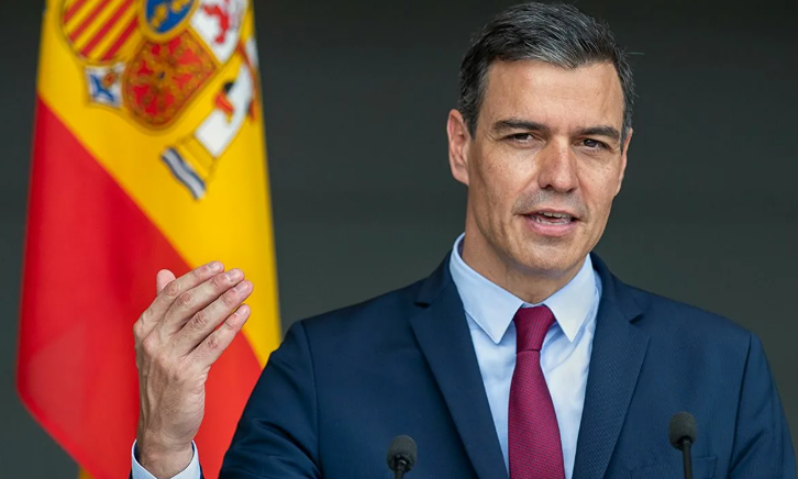 Послание на ракете: Иран поблагодарил премьера Испании портретом на оружии