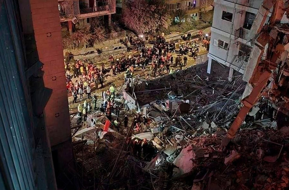 «Небо Израиля беззащитно»: Иран грозит ударами по энергетике