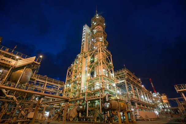 Украина заявила, что нанесла удар по Саратовскому НПЗ